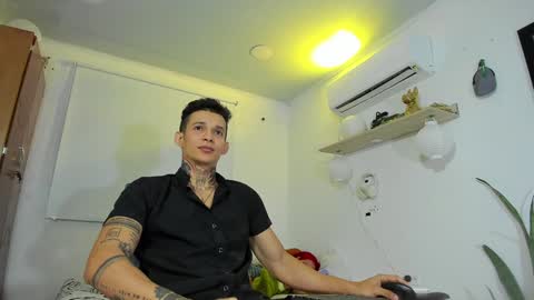 Snapshot of george_prince2 chatting on January 2, 2025, 11:16 pm independent model online show from January 2, 2025, 11:16 pm