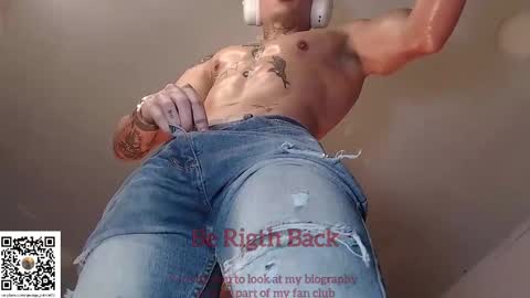 Snapshot of george_prince2 chatting on February 19, 2025, 2:33 am independent model online show from February 19, 2025, 2:33 am