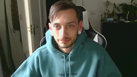 georgek0011 online show from February 14, 2026, 2:14 pm