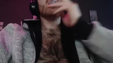 Snapshot of germanyhairyboy chatting on December 19, 2024, 8:02 am germanyhairyboy online show from December 19, 2024, 8:02 am