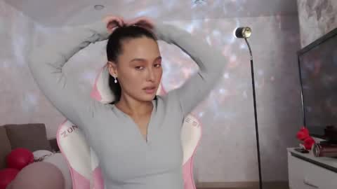 Snapshot of germiona_shine chatting on April 8, 2026, 3:28 am Germiona online show from April 8, 2026, 3:28 am