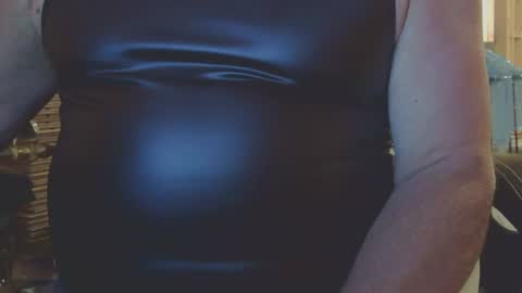 Snapshot of geterdone69mmm chatting on May 17, 2026, 10:17 pm geterdone69mmm online show from May 17, 2026, 10:17 pm