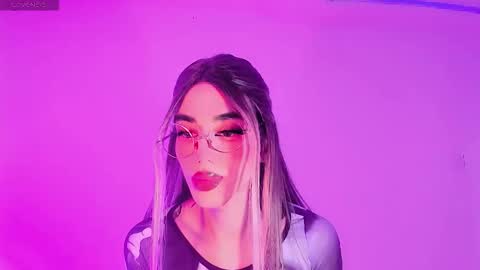 Snapshot of ggigix chatting on November 18, 2025, 7:02 am ggigix online show from November 18, 2025, 7:02 am