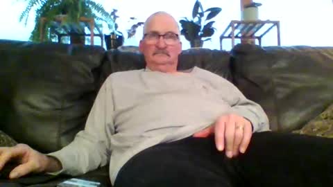 Snapshot of ghost2534 chatting on December 4, 2025, 9:34 pm ghost2534 online show from December 4, 2025, 9:34 pm