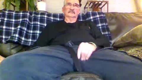 Snapshot of ghost2534 chatting on December 22, 2025, 11:24 pm ghost2534 online show from December 22, 2025, 11:24 pm