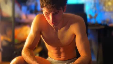 big boy ghost face online show from October 9, 2025, 5:33 pm