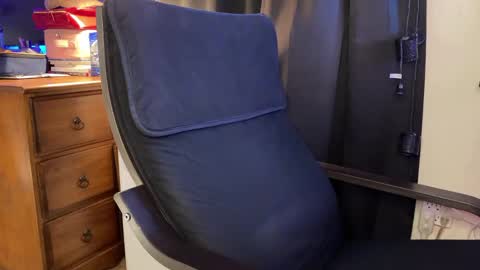 big boy ghost face online show from November 22, 2025, 4:33 am