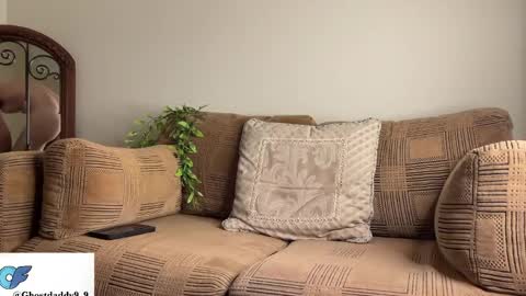 Snapshot of ghostdaddy9 chatting on January 19, 2026, 2:04 am big boy ghost face online show from January 19, 2026, 2:04 am