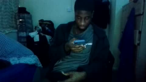 Snapshot of ghostingbigblack3 chatting on January 15, 2026, 2:43 pm ghostingbigblack3 online show from January 15, 2026, 2:43 pm