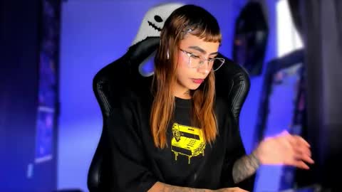 Sara online show from September 30, 2025, 5:40 pm