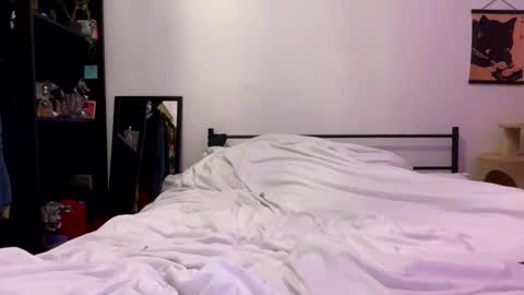 ghostpetal online show from October 18, 2025, 2:58 am