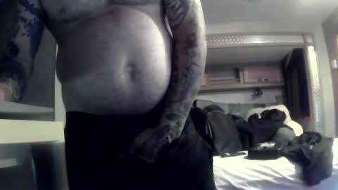 ghostweaze666 online show from December 5, 2024, 12:33 pm