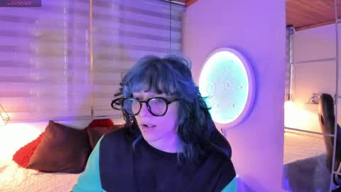 Allison  online show from May 18, 2026, 8:14 pm