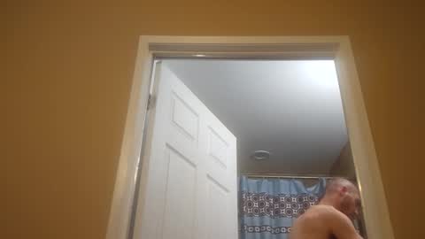 Snapshot of ghuntz22 chatting on September 23, 2025, 4:26 am ghuntz22 online show from September 23, 2025, 4:26 am