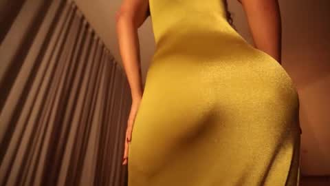 Snapshot of gia_curly chatting on September 29, 2025, 11:20 pm Leo online show from September 29, 2025, 11:20 pm