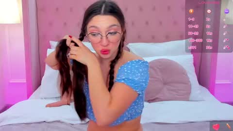 Snapshot of giacale chatting on March 4, 2025, 2:21 pm Gia online show from March 4, 2025, 2:21 pm