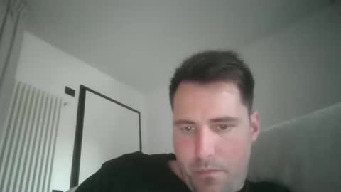 giacomo9669 online show from May 18, 2026, 12:55 pm