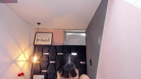 Snapshot of giafox_ chatting on October 30, 2025, 1:23 pm G I A FOX online show from October 30, 2025, 1:23 pm