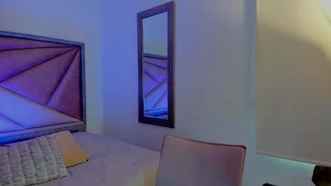 Gia  online show from February 22, 2026, 6:06 pm