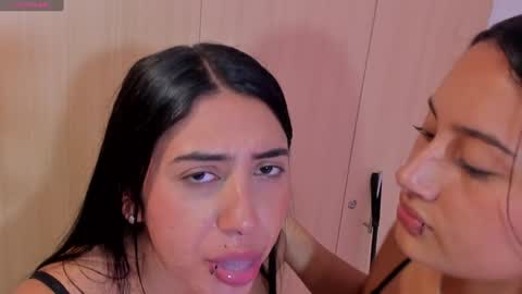 Snapshot of giannagovlea chatting on January 28, 2025, 11:17 pm giannagovlea online show from January 28, 2025, 11:17 pm