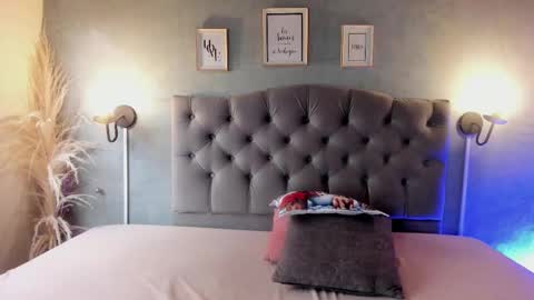 Snapshot of giannaslimjb chatting on December 2, 2025, 8:04 pm giannaslimjb online show from December 2, 2025, 8:04 pm