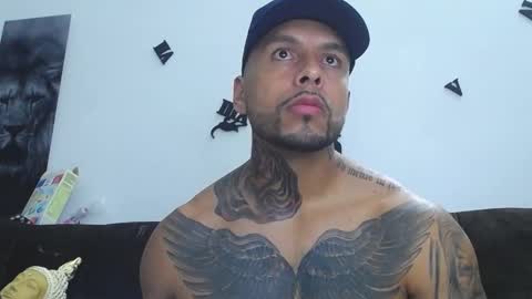 Snapshot of gianni_donato95 chatting on October 23, 2025, 8:51 pm Dilan online show from October 23, 2025, 8:51 pm