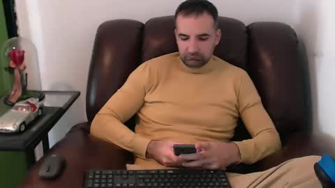 Snapshot of gianni_lion chatting on January 20, 2025, 11:13 am Gianni online show from January 20, 2025, 11:13 am