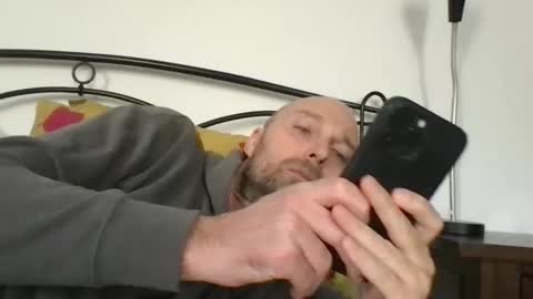 giannipaciotti online show from October 13, 2025, 1:33 pm