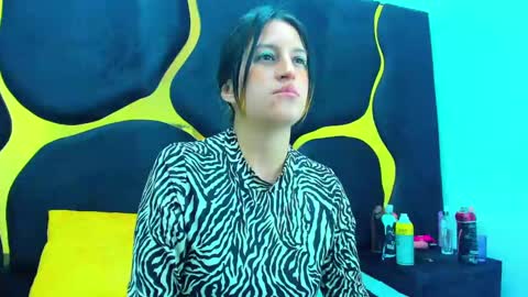 Snapshot of giaroussel chatting on March 6, 2025, 2:08 pm GiaRoussel online show from March 6, 2025, 2:08 pm