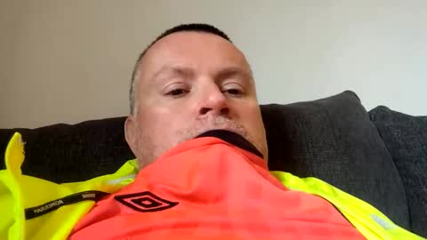 giddyup2222222 online show from April 11, 2026, 5:39 pm