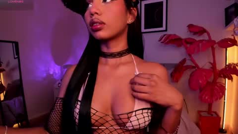 GIGI online show from May 11, 2026, 4:40 am
