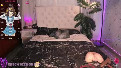 Snapshot of gigi_zahir chatting on October 28, 2025, 6:06 am Catty Zahir online show from October 28, 2025, 6:06 am