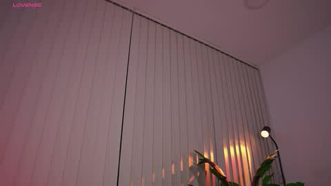 GIGI online show from September 11, 2025, 12:55 am