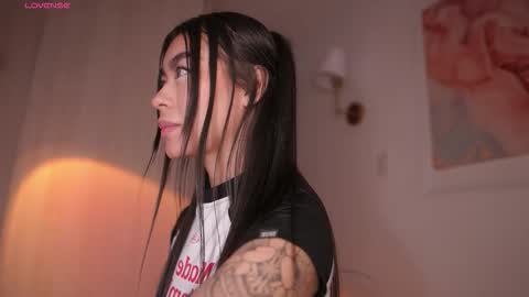 GIGI online show from October 5, 2025, 8:18 pm