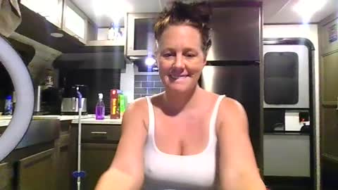 gigithegoddessisme online show from June 15, 2026, 8:38 am