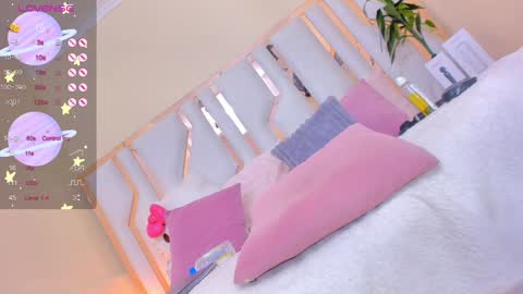 giigi_doll online show from December 4, 2024, 12:36 pm