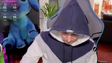 Snapshot of gil_gamesh2nd chatting on February 16, 2026, 12:12 pm Mirko online show from February 16, 2026, 12:12 pm