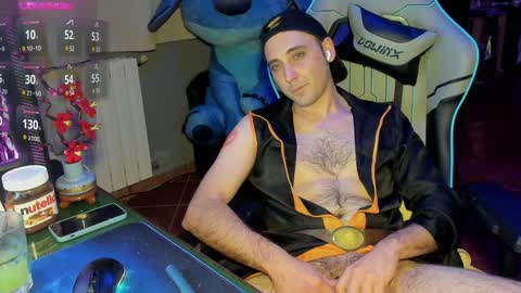 Snapshot of gil_gamesh90 chatting on January 19, 2025, 6:00 pm Mirko online show from January 19, 2025, 6:00 pm