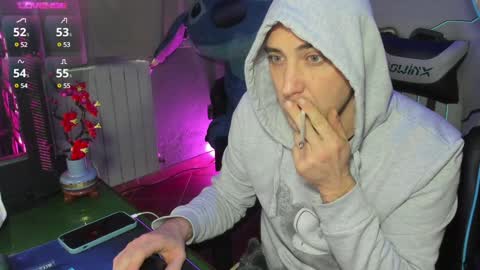 Snapshot of gil_gamesh90 chatting on January 29, 2025, 7:04 am Mirko online show from January 29, 2025, 7:04 am