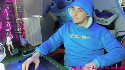 Snapshot of gil_gamesh90 chatting on February 14, 2025, 11:21 am Mirko online show from February 14, 2025, 11:21 am