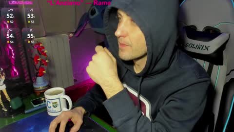 Snapshot of gil_gamesh90 chatting on February 19, 2025, 7:28 am Mirko online show from February 19, 2025, 7:28 am