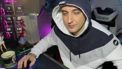 Snapshot of gil_gamesh90 chatting on February 22, 2025, 8:07 am Mirko online show from February 22, 2025, 8:07 am