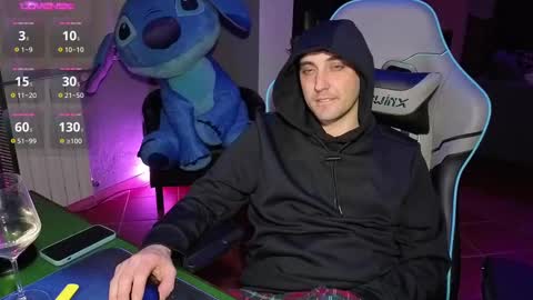 Snapshot of gil_gamesh90 chatting on February 23, 2025, 9:05 pm Mirko online show from February 23, 2025, 9:05 pm