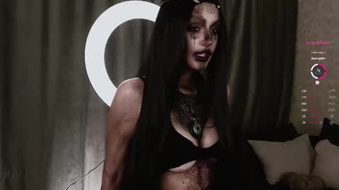 Stacy online show from October 31, 2025, 7:04 pm