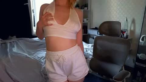 Klara online show from July 5, 2026, 2:07 am