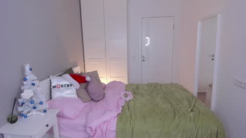 Gin online show from December 29, 2024, 9:50 am