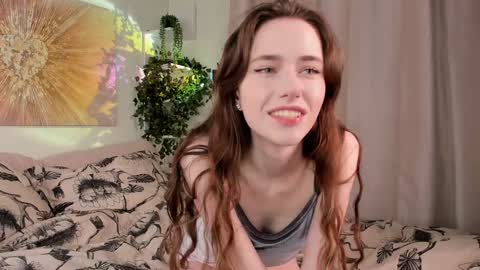 Snapshot of gina_vicious chatting on December 9, 2024, 8:44 pm Gina online show from December 9, 2024, 8:44 pm