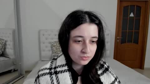 Kate online show from December 3, 2024, 9:55 am