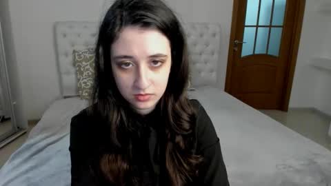 Kate online show from December 8, 2024, 8:20 am