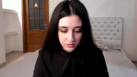 Kate online show from December 31, 2024, 12:15 pm